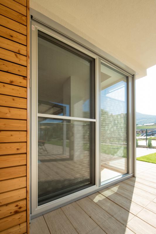 Sliding insect screens for large windows Climax.cz